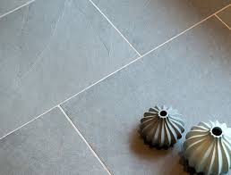 Carrelage Grey Slate En Ardoise Stonenaturelle Le Choix De L Elegance Stonenaturelle Pierre Naturelle Elegance Ardoise Revetement Sol Sol En Ardoise