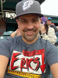 Eric Proffitt's Instagram, Twitter & Facebook