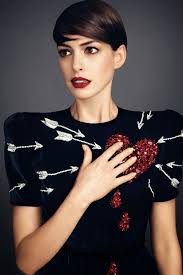 Mathilde Picart Fashion Diary Anne Hathaway Short Hair Anne Hathaway Short Hair Styles