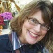 Leah Loor's Instagram, Twitter & Facebook