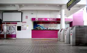 Kl sentral , kuala lumpur ana tren istasyonu klia ve düşük maliyetli terminali klia2 arasında çalışır. Salak Tinggi Erl Station The Erl Station For Klia Transit At The Salak Tinggi Town Klia2 Info