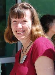 Leah Hutton's Instagram, Twitter & Facebook