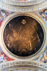 We found some good restaurants nearby (not touristic). Le Illusioni Ottiche Della Chiesa Di Sant Ignazio Di Loyola