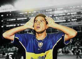 Pocos festejos fueron tan icónicos en el fútbol argentino como aquel topo gigio de juan román riquelme de cara al palco donde se ubicaba el actual presidente de la nación y en aquel momento mandatario de boca, mauricio macri. A Catorce Anos Del Historico Topo Gigio De Riquelme A Macri Juanromanriquelme Com