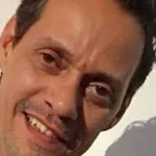 Contén las pulsaciones antes de ver cómo lucía Marc Anthony con cabello  largo en los '90