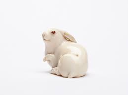 Dragon & snakevery finely carved and realistically, detailed ivory buy online, view images and see past prices for a small boxwood netsuke of nitta no shiro. Netsuke Wikipedia
