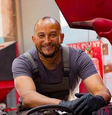 The series began in 2013, and is presented by tim shaw and fuzz townshend. Fuzz Townshend A Married Man With Wife And Children Talks On Some Personal Details