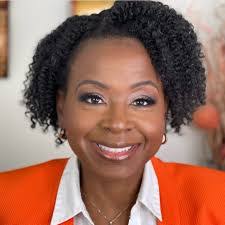 Eartha Watson's Instagram, Twitter & Facebook