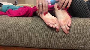 Doll House Studio – Barefoot Tickling Under Bed Sheets Long Fingernails ❤️  Tickle.Porn