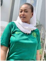 Labarin batsa labaran batsa hausa 2020 labaran batsa da madigo adabi. Sarauniya Fati Washa Rashin Sanya Rigar Nono Ya Janyo Facebook