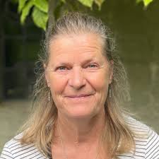 How did I get here?. It's amazing how quickly time flies. I think waaaayyyy  back to graduating in '87 from the University of Toronto with all my  colleagues, bright eyed and bushy