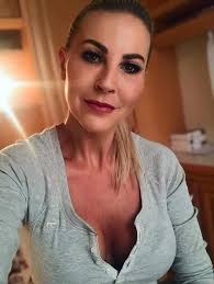 Happy Birthday to our gorgeous owner of the circus Tanya🤩 We all hope you  have a lovely day❤