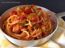 Fritte, al forno con sugo di pomodoro e anche quelle farcite di formaggio filante. Spaghetti Con Sugo Di Peperoni Ricetta Primo Piatto