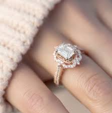 Jewelry Meaning English Out Fake Jewellery Near Me Enough Jewellery Box Kuwait Vintage Halo Diamond Engagement Ring Wedding Rings Halo Vintage Engagement Rings