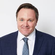 Aaron Melbourne's Instagram, Twitter & Facebook