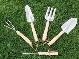 How to restore old garden tools. How To Clean Care For Your Garden Tools In 8 Easy Steps Hgtv