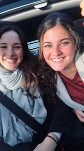 Heyy everyone! My name is Julia, I am a 21 year old student arriving in  Barcelona