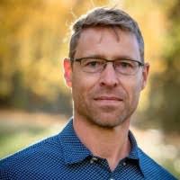 100+ "Dean P." profiles