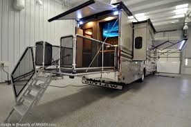 Thor motor coach outlaw 38re. 2015 Thor Motor Coach Outlaw Residence Edition 38re Bath 1 2 Back Patio Kitchen 50 Tv