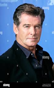 Actor pierce brosnan hi-res stock photography and images
