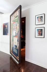 Full Size Print Cache Passage Secret Comment Cool Ce Serait De Cacher Un Homme Secret Rooms Home Theater Rooms Hidden Rooms