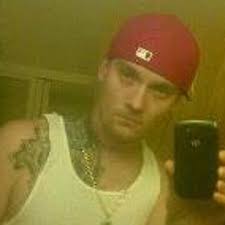 Stream Larry Olson music