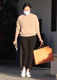 Shannen doherty (@dohertyshannen) | твиттер. Shannen Doherty Style Clothes Outfits And Fashion Celebmafia