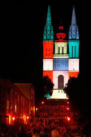 France 3 pays de la loire 361 views3 year ago. Les Accroche Coeurs Angers