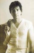 Menjelang hari raya berakhirnya puasa bergema takbir senja menyambut syawal tiba suasana riang ria terlihat sini sana menyeri malam raya terhias indah rupa oh cantik. D J Dave Wikipedia Bahasa Melayu Ensiklopedia Bebas