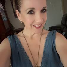 10,000 fans in attendance