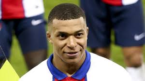 Niềm vui vỡ òa của các cầu thủ psg với tấm vé chung kết champions league lần đầu tiên sau 25 năm. Chuyá»ƒn NhÆ°á»£ng Cáº§u Thá»§ Mbappe Sáº½ Chia Tay Psg Man Utd Lien Há»‡ Piotr Zielinski Liverpool Cáº§n Bá»• Sung Má»›i