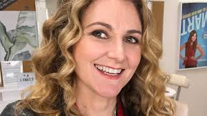 Episode 11: Dr Jen Gunter: From Vagina Bible to Menopause Manifesto.