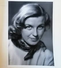 Opening theme a puro dolor by son by four country of origin: Nie Zyje Eugenia Herman Aktorka Ktora W Lodzi Grala U Kazimierza Dejmka