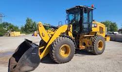 Wheel Loader Vs Backhoe: Know the Differences & Suitability ...