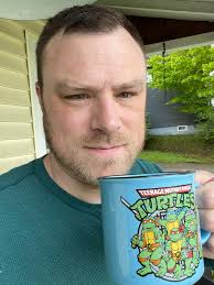 Do window tinters experience hand cramps or swollen knuckles in the  mornings?