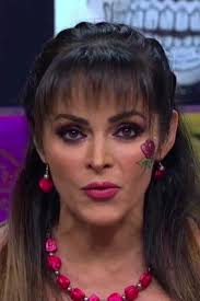 te acuerdas de VERONICA MACIAS ‐ Hecho con Clipchamp_burn-in_720x1080_x264