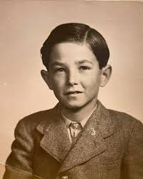 How Nicholas Winton saved 669 children (and counting) from the Holocaust:  'He became everybody's grandfather'