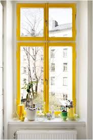 Warna putih bisa menjadi menawan dan elegan rumah dengan cat warna kuning cat warna kuning juga jarang dipilih sebagai cat dinding rumah. Ide Warna Cat Jendela Yang Bagus Untuk Dekorasi Rumah Elegan Guru Sipil
