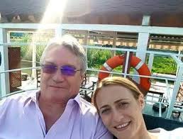 Born 19 february 1982, in brăila) is a female romanian swimmer, who won the gold medal in the women's 200 m freestyle at the 2004 summer olympics. Lf9bef6gafzzpm