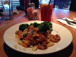 Key West Chicken And Shrimp From Cheddars Casual Cafe 29 Carbs Healthy Low Carb Recipes Cheddars Key West Chicken Recipe Low Carb At Restaurants