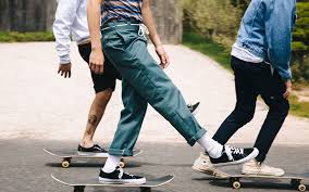 How To Get The Skater Style Outfits Fashion Trends For Men