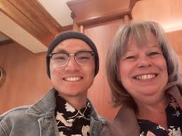 James a LONG time followers came to say hi! Feeling so honoured to meet so  many great people. #destinationexpertvickie #cruisetravel #princesscruises