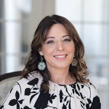 Therese Howell's Instagram, Twitter & Facebook