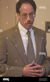 Dr. Eric Brown, a forensic psychologist for the defense, testifies in the  Cape Cod slaying trial Thursday, Nov. 2, 2006, at Barnstable Superior Court  in Barnstable, Mass. (AP Photo/Steve Heaslip, Pool Stock