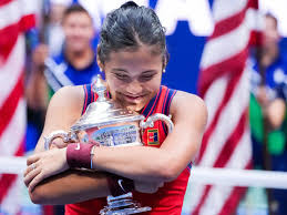 12 by the women's tennis association (wta) on 14 february 2022, and is the current british no. Emma Raducanu Erzahlt Wie Sie Dank Ihrer Eltern Bodenstandig Bleibt Stern De