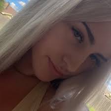 Brysann Vaughn (@brysann_v)