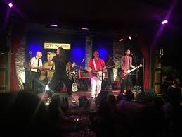 Philippe Newlin (@philippenew)