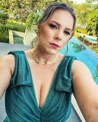 Rafaela Melo (@rafaelaperezmelo) • Instagram photos and videos