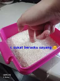 Masak beras bersama santan, kunyit, garam, air jeruk nipis dan daun jeruk hingga matang dan tanak. Rahsia Resepi Nasi Kukus Yang Sedap Mudah Sebenarnya Bidadari My