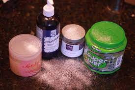 Seeing that i'll be natural again by summer, i'm already thinking of a gel or cream gel that doesn't flake. No More White Flakes 5 Tips To Keep Product Residue Out Of Your Hair Bglh Marketplace
